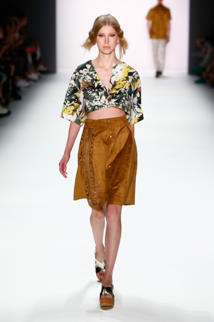 ss-2016_fashion-week-berlin_de_barre-noire_57831