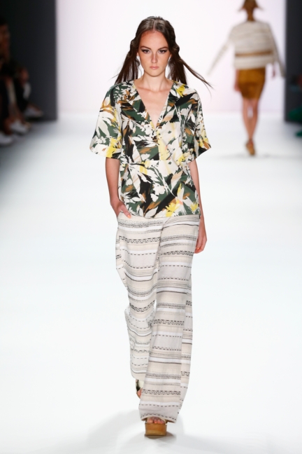 ss-2016_fashion-week-berlin_de_barre-noire_57833