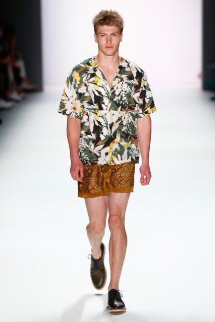 ss-2016_fashion-week-berlin_de_barre-noire_57836