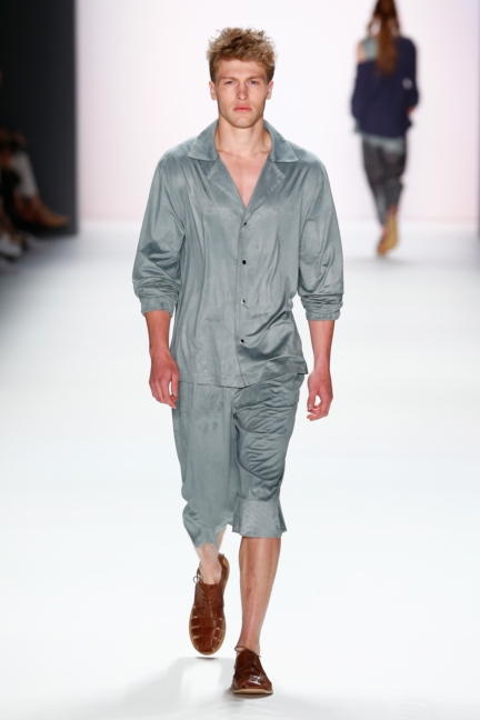ss-2016_fashion-week-berlin_de_barre-noire_57843