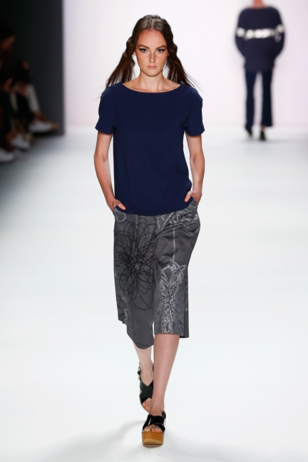 ss-2016_fashion-week-berlin_de_barre-noire_57845
