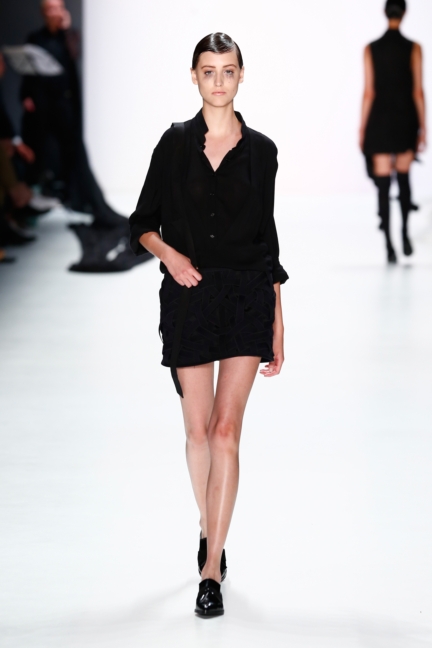 ss-2016_fashion-week-berlin_de_esther-perbandt_57510