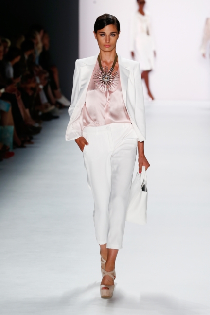 ss-2016_fashion-week-berlin_de_guido-maria-kretschmer_57442