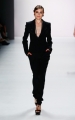 ss-2016_fashion-week-berlin_de_guido-maria-kretschmer_57411