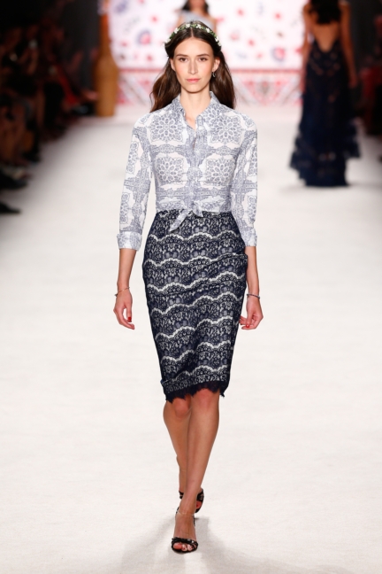 ss-2016_fashion-week-berlin_de_lena-hoschek_56141