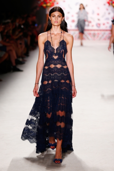 ss-2016_fashion-week-berlin_de_lena-hoschek_56142
