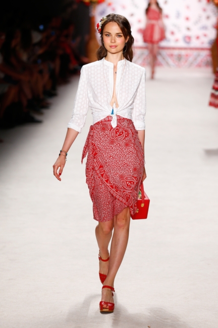 ss-2016_fashion-week-berlin_de_lena-hoschek_56156