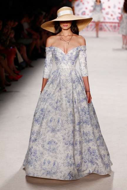 ss-2016_fashion-week-berlin_de_lena-hoschek_56174