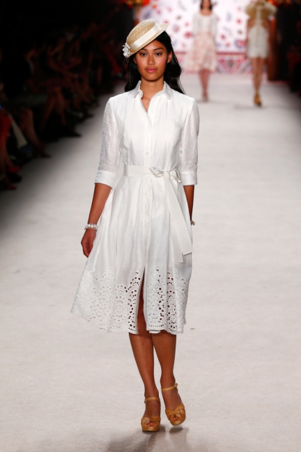 ss-2016_fashion-week-berlin_de_lena-hoschek_56186