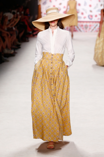 ss-2016_fashion-week-berlin_de_lena-hoschek_56198