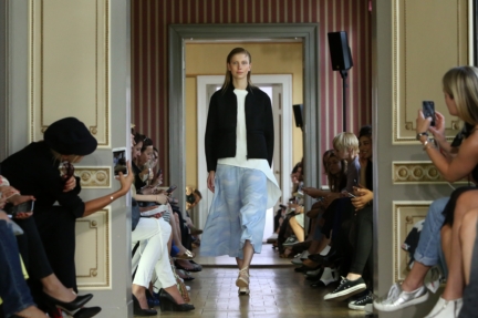ss-2016_fashion-week-berlin_de_malaikaraiss_58039