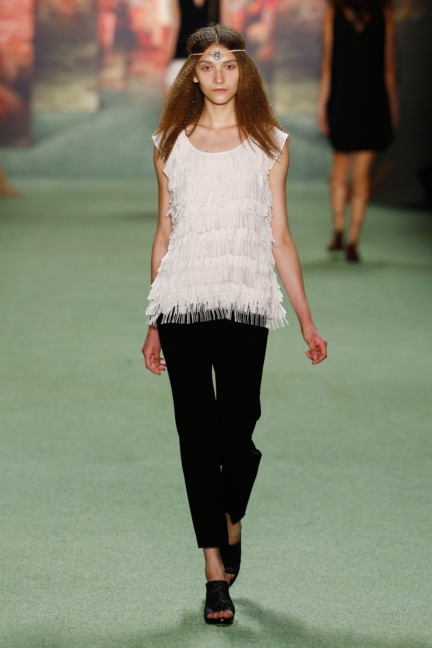 ss-2016_fashion-week-berlin_de_marc-cain_56465