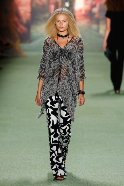 ss-2016_fashion-week-berlin_de_marc-cain_56469