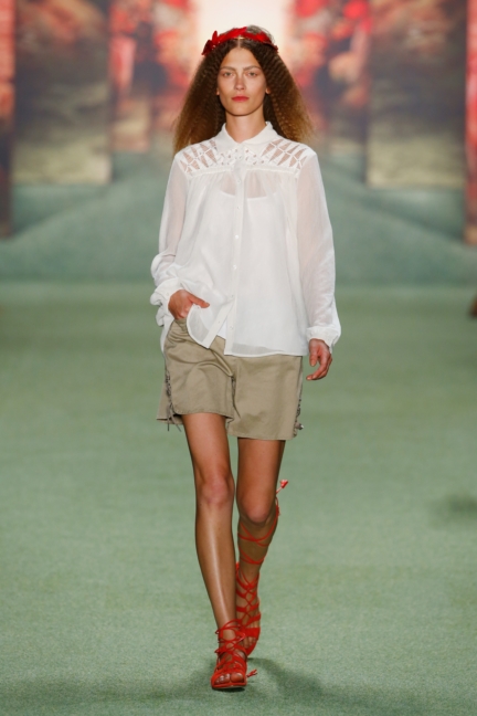 ss-2016_fashion-week-berlin_de_marc-cain_56475