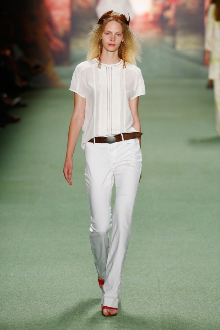 ss-2016_fashion-week-berlin_de_marc-cain_56476