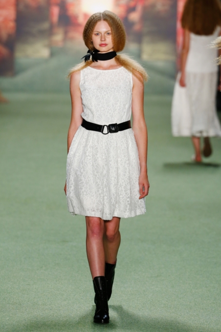 ss-2016_fashion-week-berlin_de_marc-cain_56497