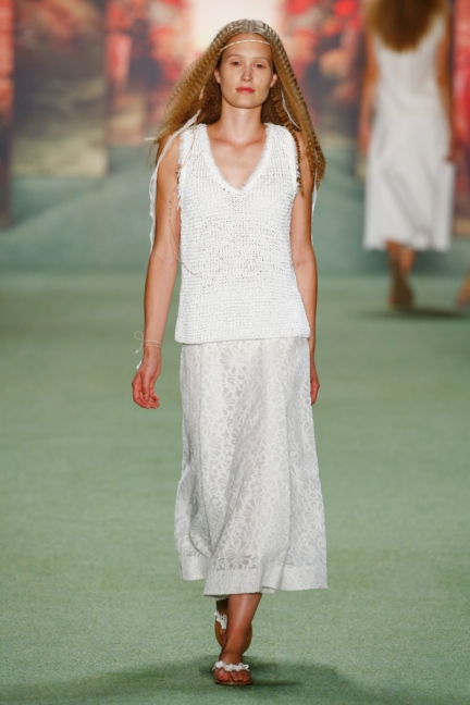 ss-2016_fashion-week-berlin_de_marc-cain_56499