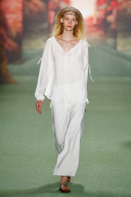 ss-2016_fashion-week-berlin_de_marc-cain_56502