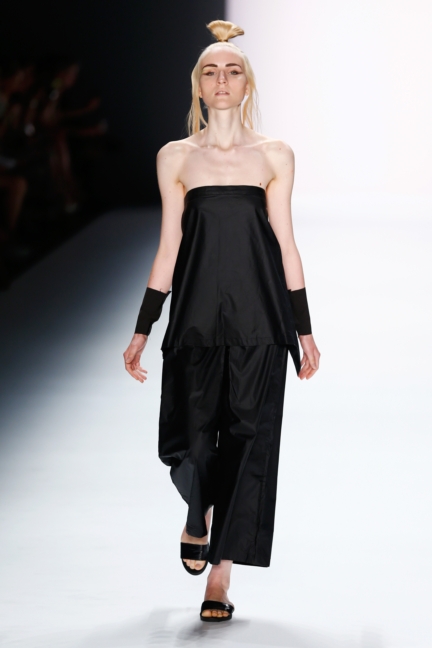 ss-2016_fashion-week-berlin_de_pearly-wong_56284