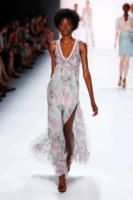 ss-2016_fashion-week-berlin_de_riani_56522