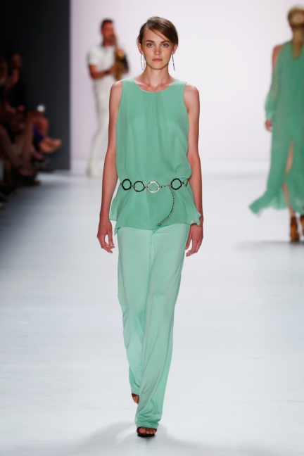 ss-2016_fashion-week-berlin_de_riani_56553