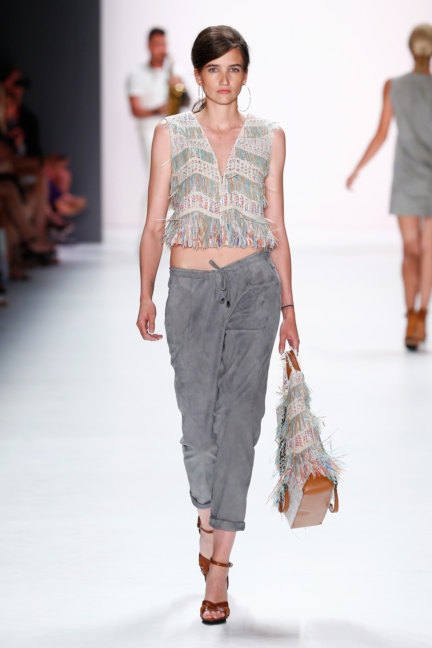 ss-2016_fashion-week-berlin_de_riani_56560