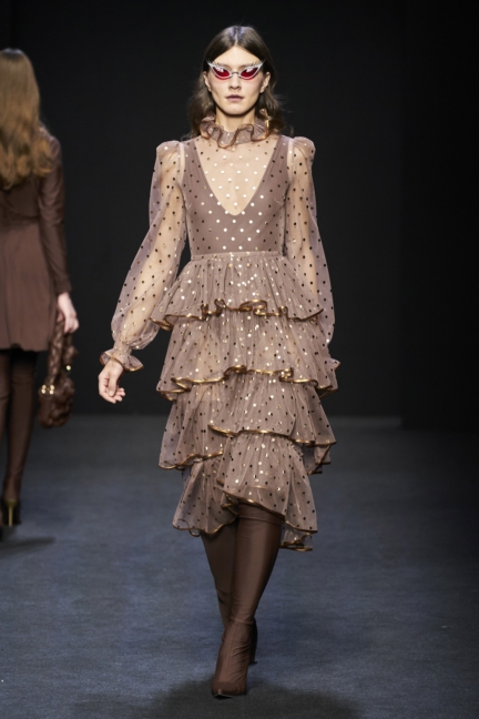 54-budapest-select-rf20-1840_abodi