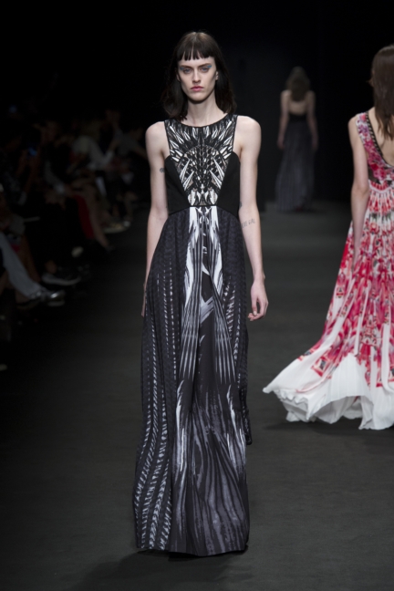 byblos-milan-fashion-week-spring-summer-2016-30