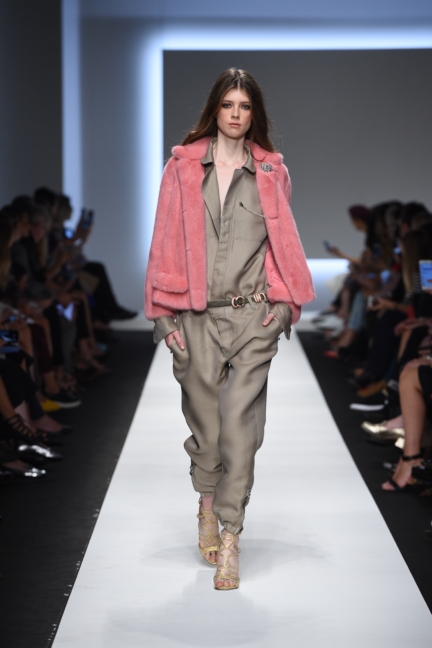 ermanno-scervino-milan-fashion-week-spring-summer-2016-runway-10
