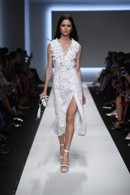 ermanno-scervino-milan-fashion-week-spring-summer-2016-runway-18