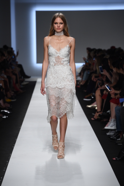 ermanno-scervino-milan-fashion-week-spring-summer-2016-runway-19