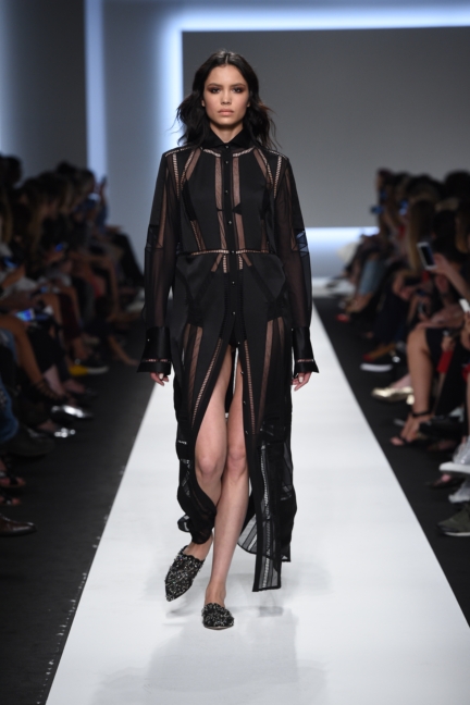 ermanno-scervino-milan-fashion-week-spring-summer-2016-runway-21