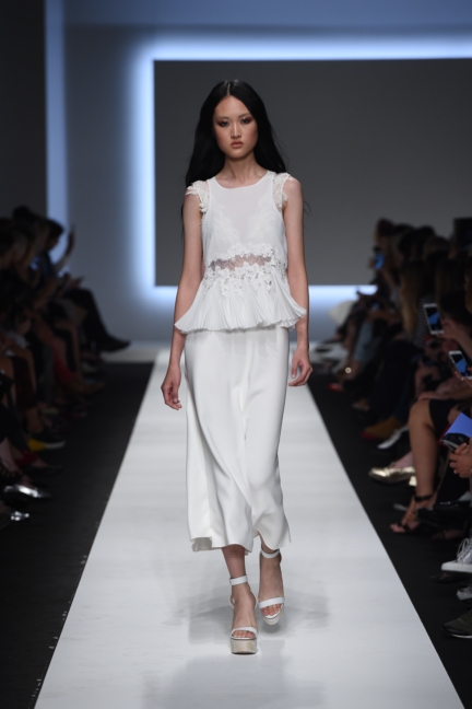 ermanno-scervino-milan-fashion-week-spring-summer-2016-runway-25