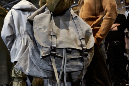 ermenegildo_zegna_fw2019_backstage_0005
