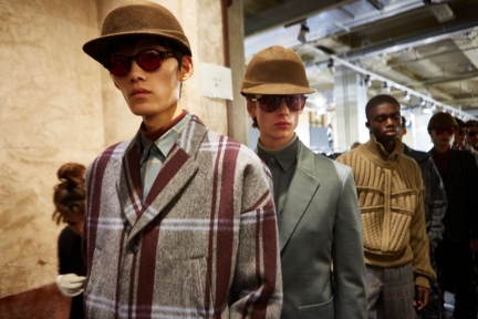 ermenegildo_zegna_fw2019_backstage_0010