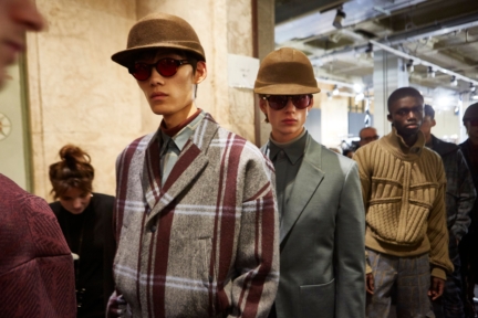 ermenegildo_zegna_fw2019_backstage_0011