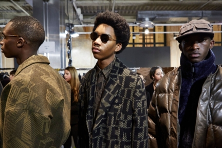 ermenegildo_zegna_fw2019_backstage_0043