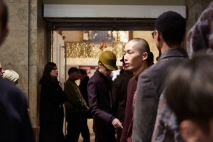 ermenegildo_zegna_fw2019_backstage_0061