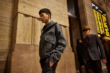 ermenegildo_zegna_fw2019_backstage_0063