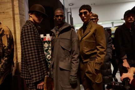 ermenegildo_zegna_fw2019_backstage_0077