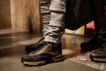 ermenegildo_zegna_fw2019_backstage_0084