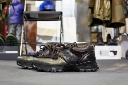ermenegildo_zegna_fw2019_backstage_0108