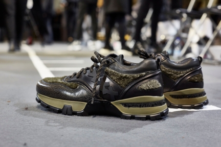 ermenegildo_zegna_fw2019_backstage_0120