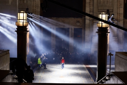ermenegildo_zegna_fw2019_backstage_0133