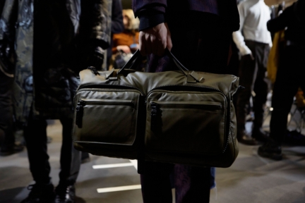 ermenegildo_zegna_fw2019_backstage_0157