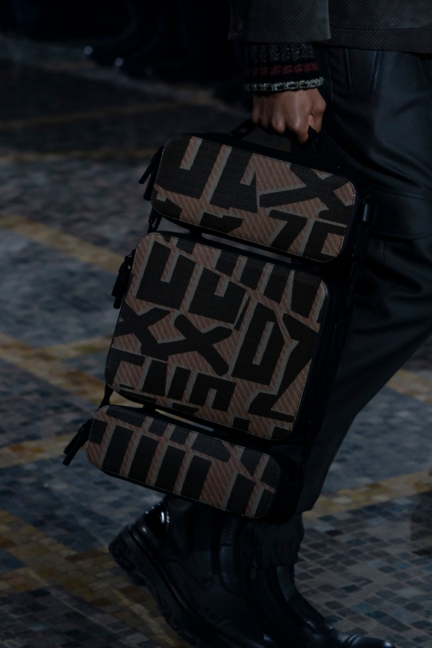 ermenegildo_zegna_fw2019_det_1018