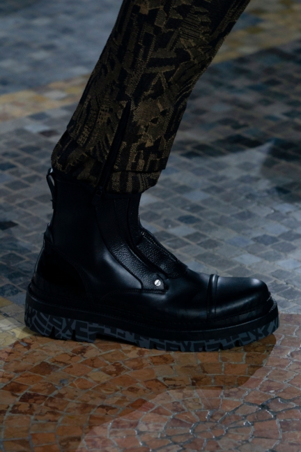 ermenegildo_zegna_fw2019_det_1040