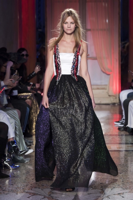 genny-fw18_022_max_6289