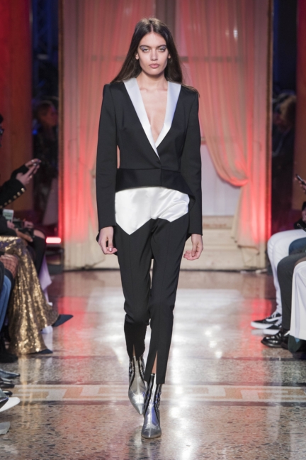 genny-fw18_026_max_6334