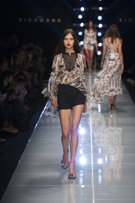 john-richmond-ss16-11